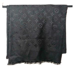 Louis Vuitton Monogram shawl in black